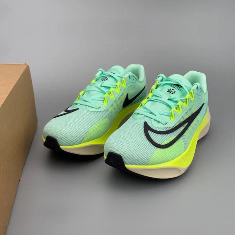 Nike Zoom Fly 5 Light Green