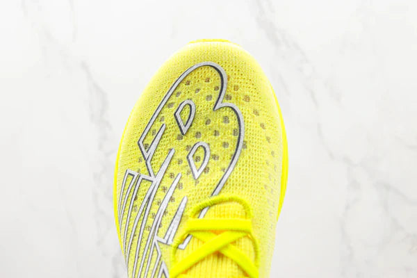 New Balance Fuelcell Supercomp Elite V3 - Amarelo