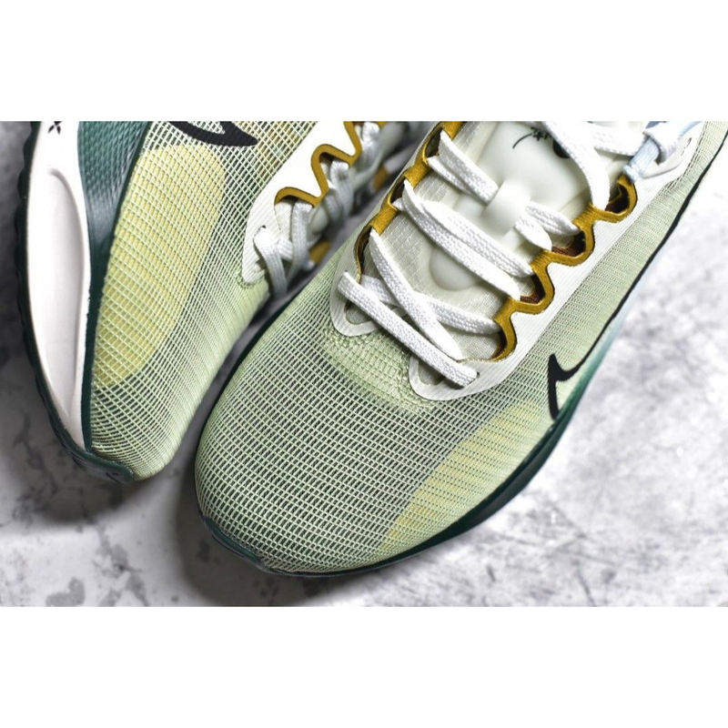 Nike Zoom Fly 5 Verde Oliva e Branco