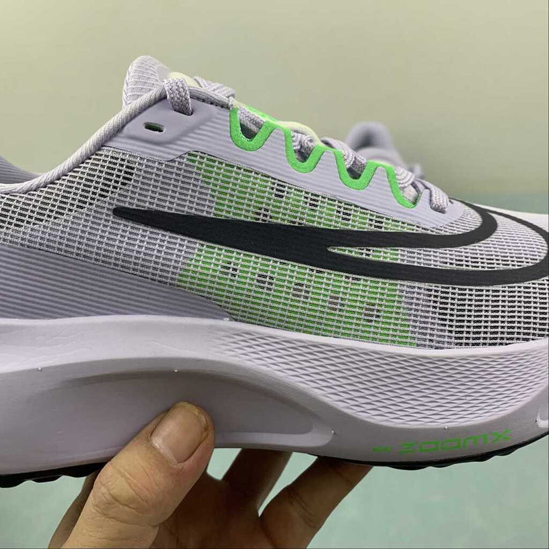 Nike Zoom Fly 5 - Green Details