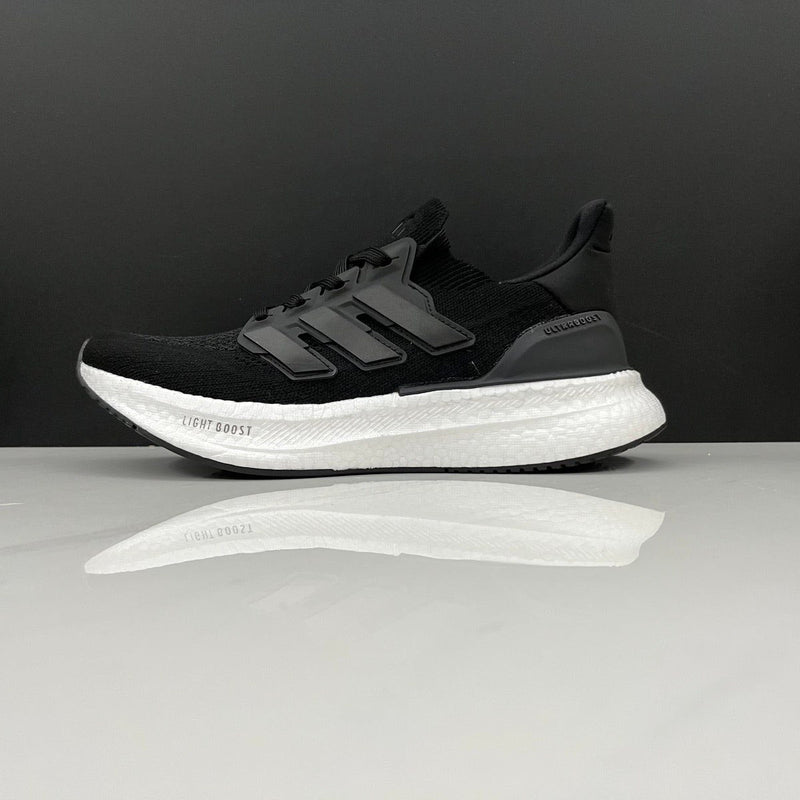 Adidas Ultraboost 5 Preto Branco