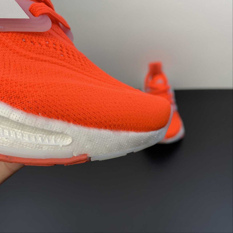 Adidas Ultraboost Light 23 Vermelho com Branco