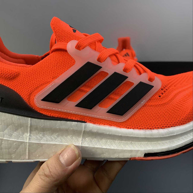 Adidas Ultraboost Light 23 Vermelho com Preto