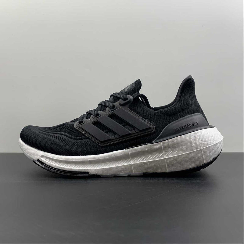 Adidas Ultraboost Light 23 Preto e Branco