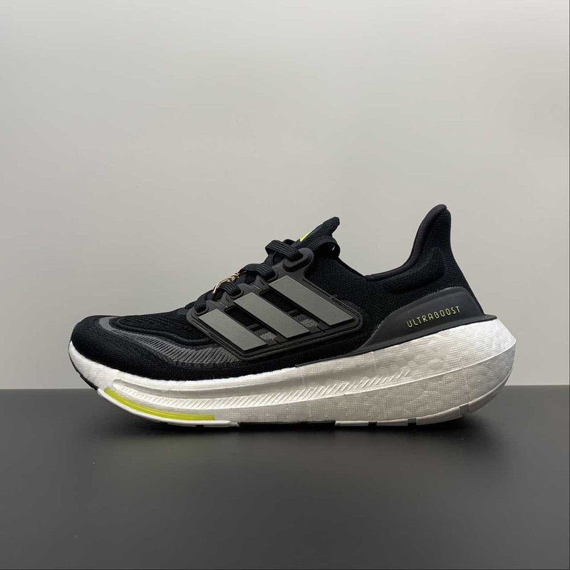 Adidas Ultraboost Light 23 Preto com Verde