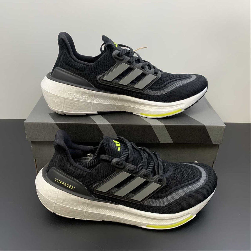 Adidas Ultraboost Light 23 Preto com Verde